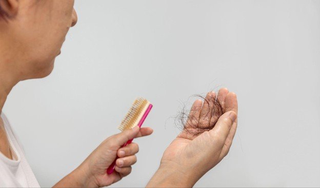 caida pelo menopausia