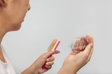 caida pelo menopausia