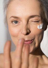 flacidez facial a los 50