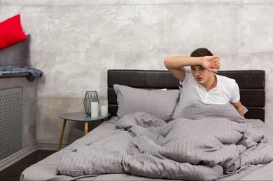 sudoracion nocturna en hombres