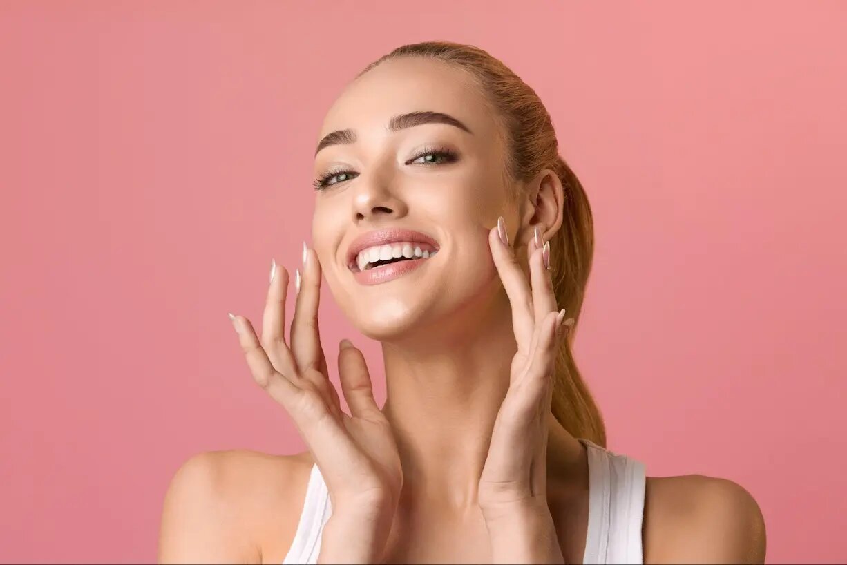 crema hidratante rosa