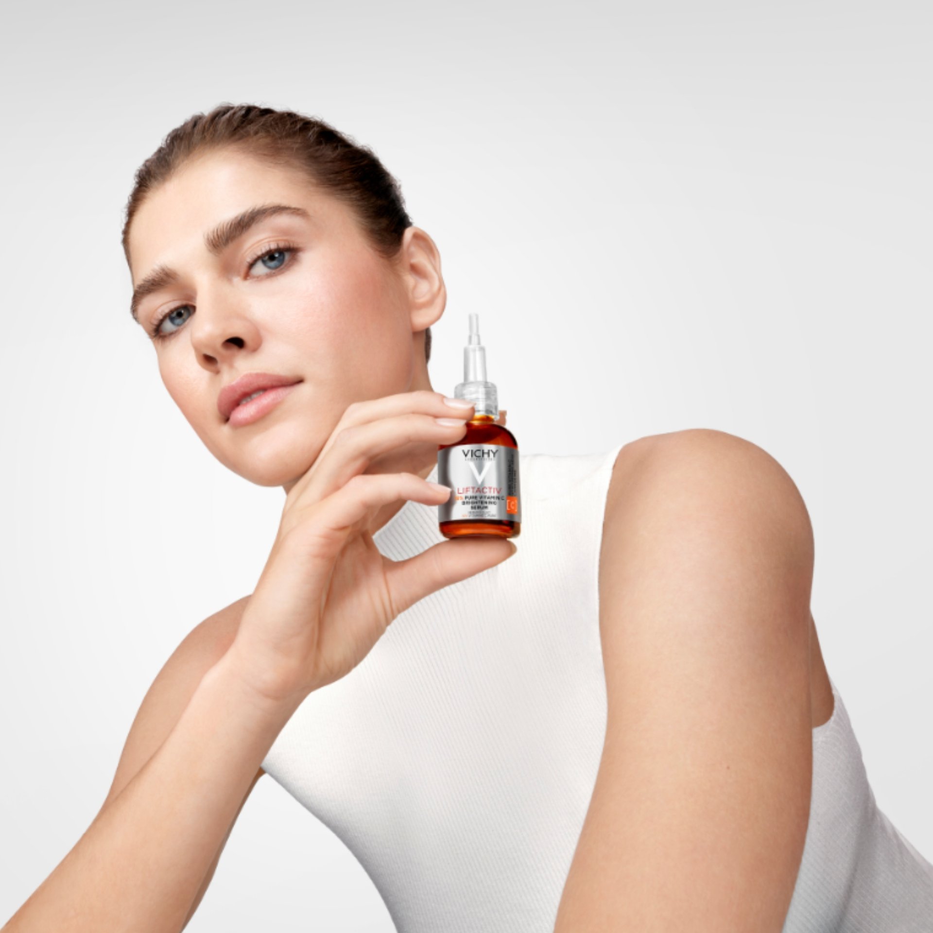 Vichy-LiftActiv-Vitamin C-Website-PDP-Mosaic-3